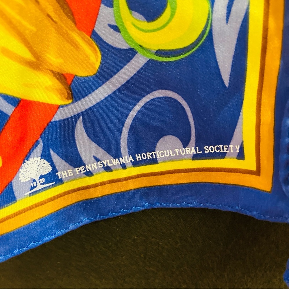 Silk Scarf-The Pennsylvania Horticultural Society - Picture 3 of 5